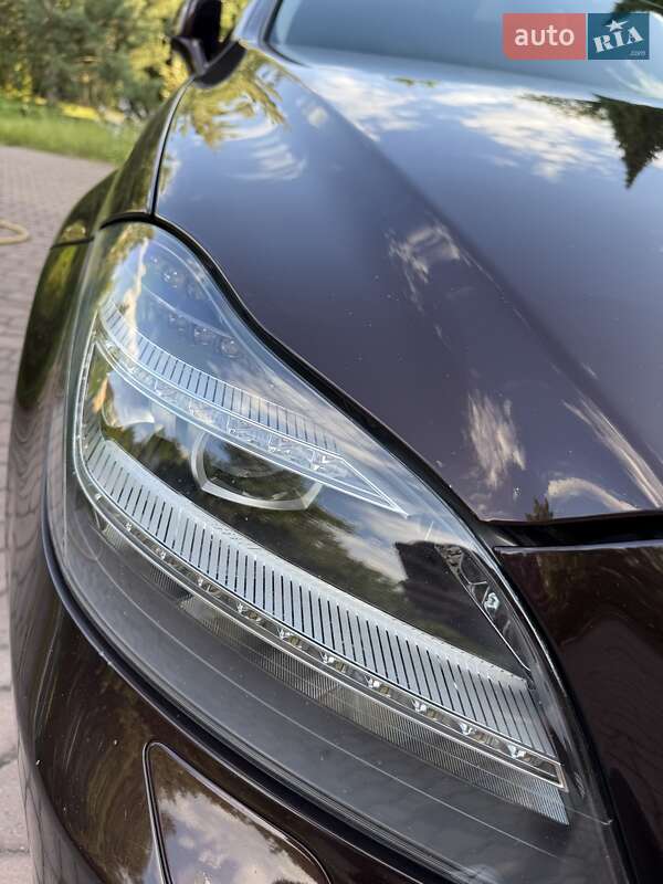 Седан Mercedes-Benz CLS-Class 2012 в Києві