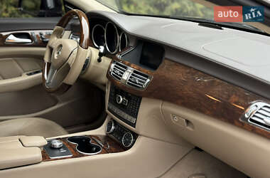 Седан Mercedes-Benz CLS-Class 2012 в 