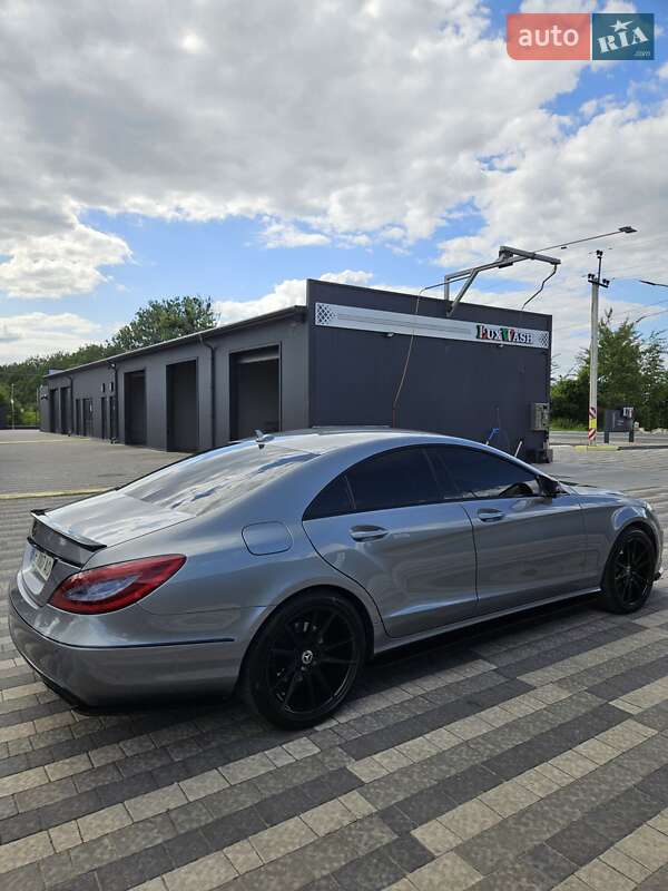 Седан Mercedes-Benz CLS-Class 2011 в Львове