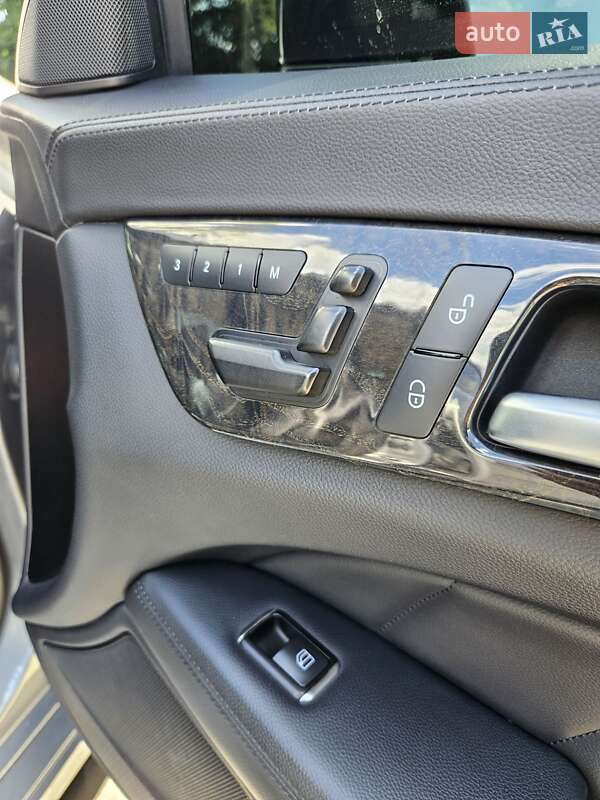 Седан Mercedes-Benz CLS-Class 2011 в Львове