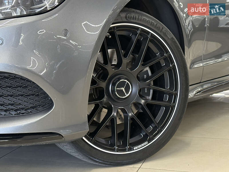 Седан Mercedes-Benz CLS-Class 2017 в Миколаєві