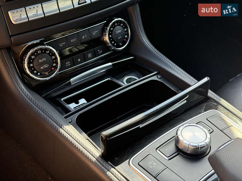 Седан Mercedes-Benz CLS-Class 2012 в Києві