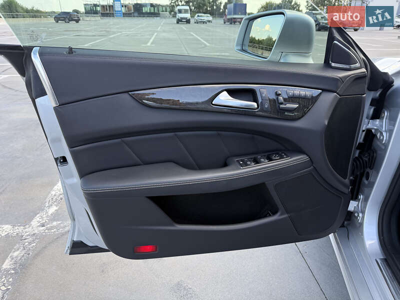 Седан Mercedes-Benz CLS-Class 2012 в Києві фото 30 Седан Mercedes-Benz CLS-Class 2012 в Києві