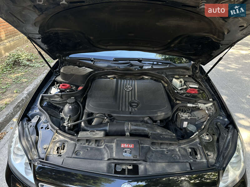 Седан Mercedes-Benz CLS-Class 2012 в Львове