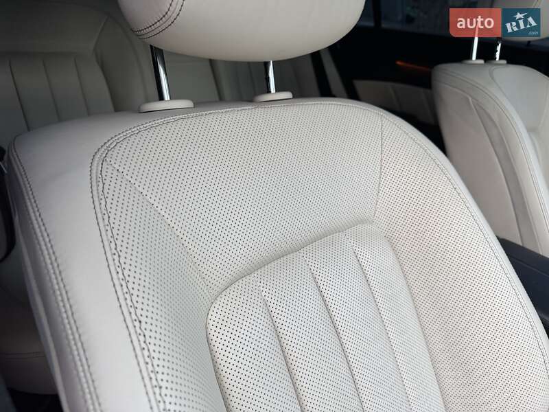 Седан Mercedes-Benz CLS-Class 2011 в Тернополе