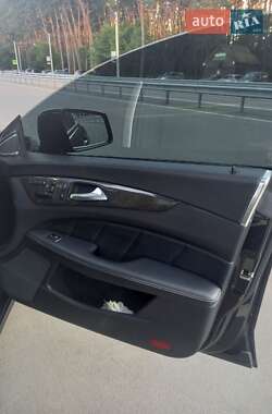 Седан Mercedes-Benz CLS-Class 2012 в 