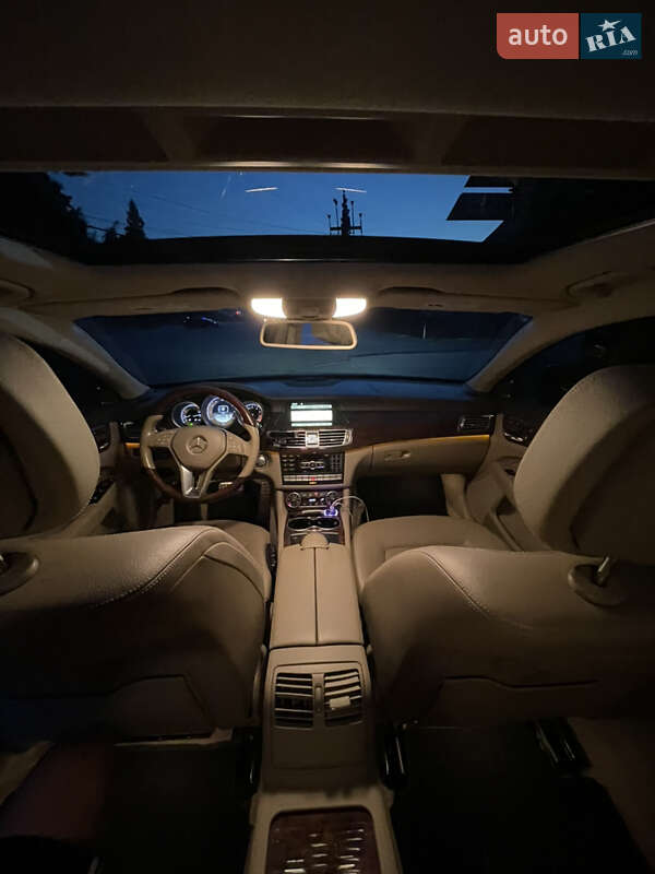 Седан Mercedes-Benz CLS-Class 2012 в Калуше