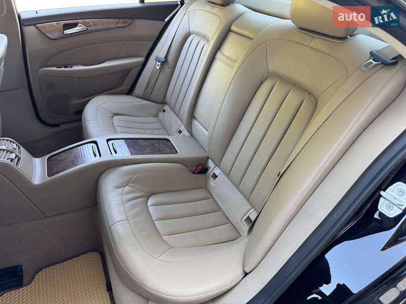Седан Mercedes-Benz CLS-Class 2012 в Киеве