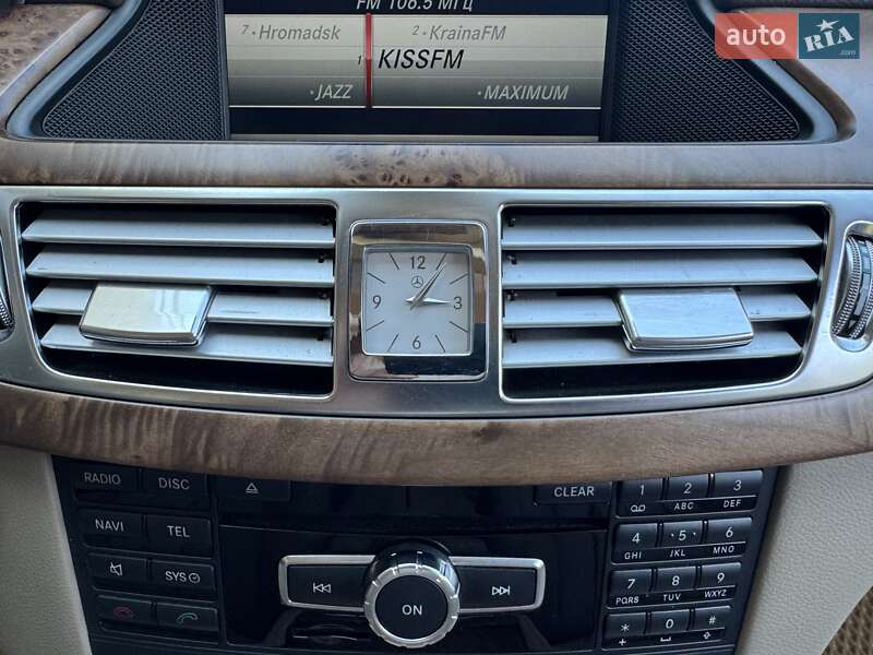 Седан Mercedes-Benz CLS-Class 2012 в Киеве