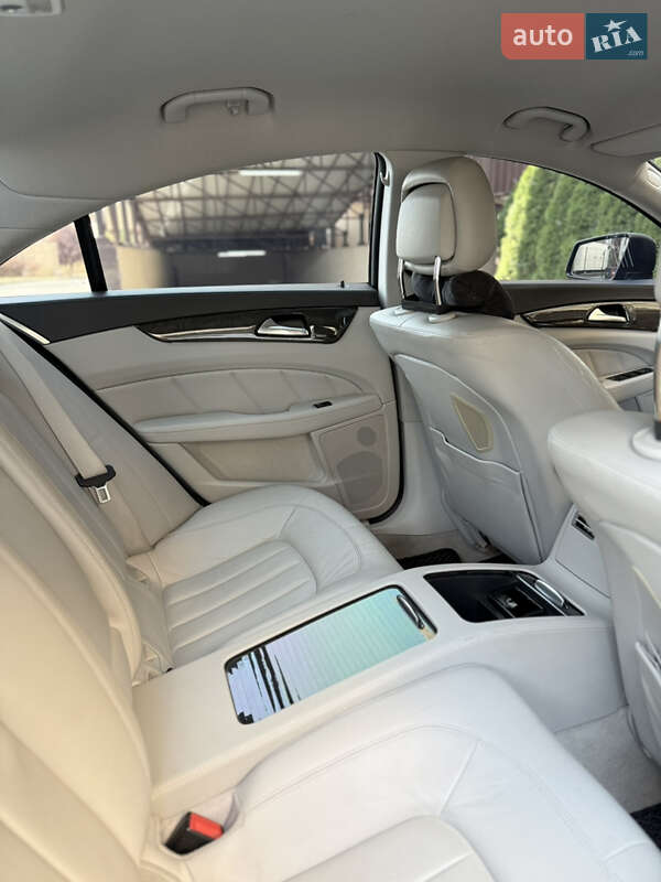 Седан Mercedes-Benz CLS-Class 2012 в Одессе фото 20 Седан Mercedes-Benz CLS-Class 2012 в Одессе