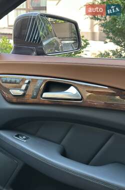 Седан Mercedes-Benz CLS-Class 2015 в 