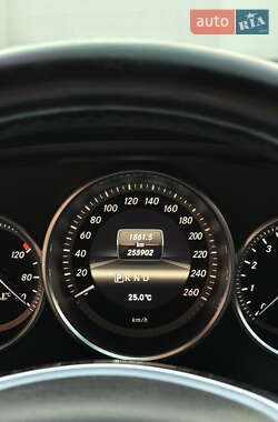 Седан Mercedes-Benz CLS-Class 2011 в 