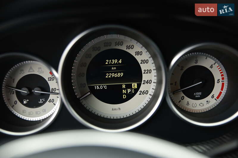 Седан Mercedes-Benz CLS-Class 2011 в Житомирі