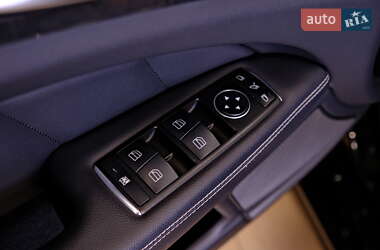 Седан Mercedes-Benz CLS-Class 2012 в 