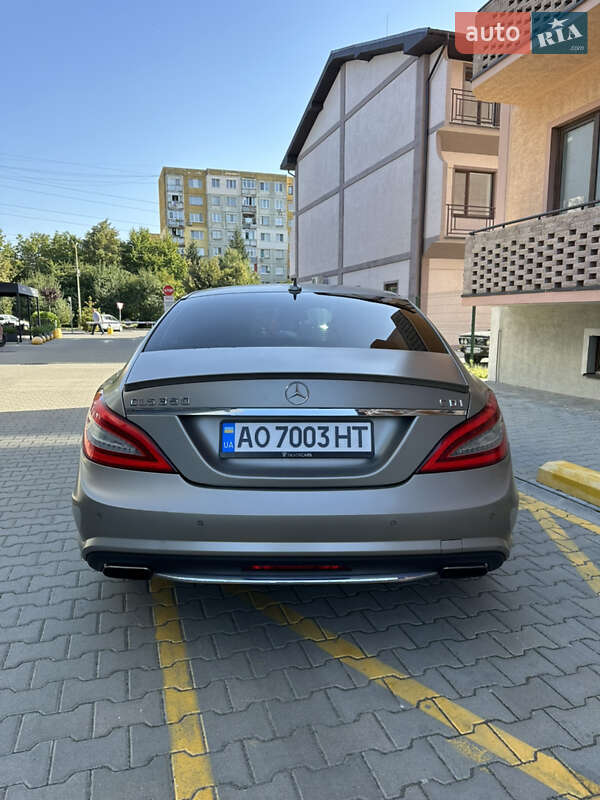 Седан Mercedes-Benz CLS-Class 2010 в Ужгороде