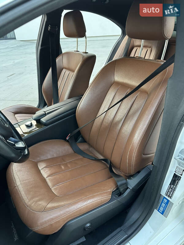 Седан Mercedes-Benz CLS-Class 2014 в Луцьку