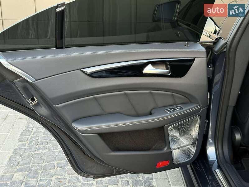 Седан Mercedes-Benz CLS-Class 2014 в Дубні