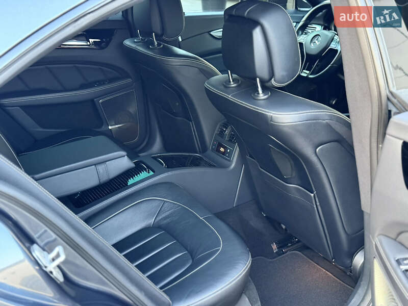 Седан Mercedes-Benz CLS-Class 2014 в Дубні