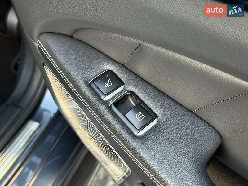 Седан Mercedes-Benz CLS-Class 2014 в Дубні