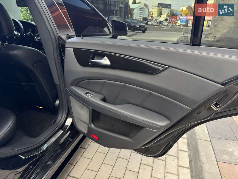Седан Mercedes-Benz CLS-Class 2013 в Киеве фото 26 Седан Mercedes-Benz CLS-Class 2013 в Киеве