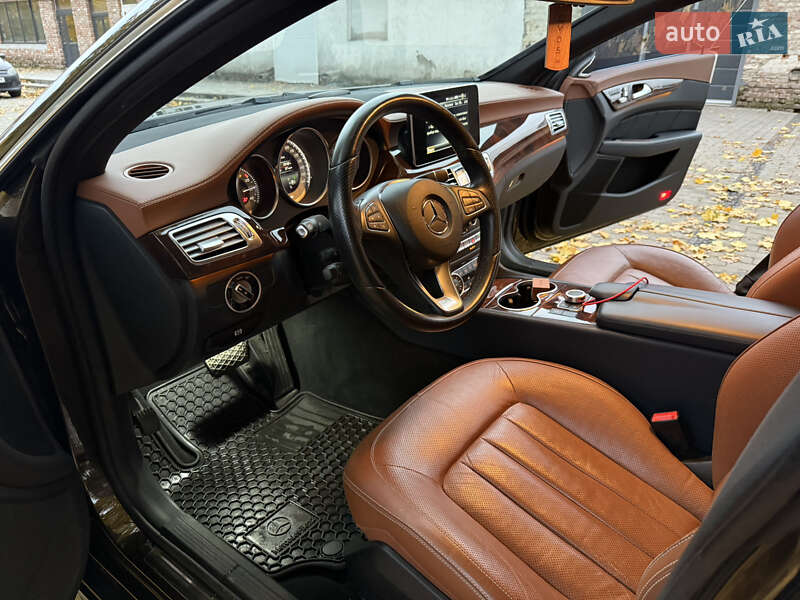 Седан Mercedes-Benz CLS-Class 2015 в Киеве