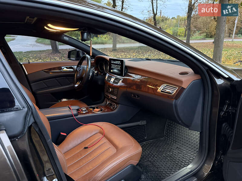 Седан Mercedes-Benz CLS-Class 2015 в Киеве