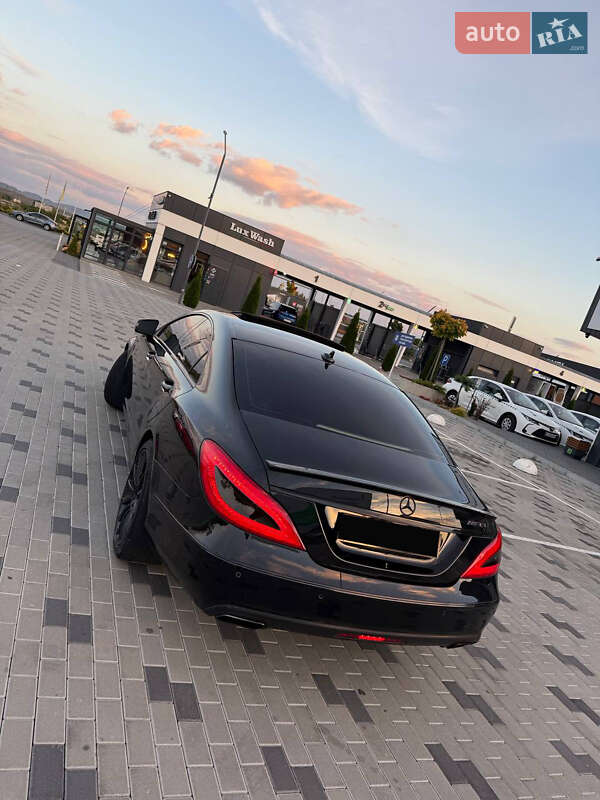 Седан Mercedes-Benz CLS-Class 2011 в Хусте