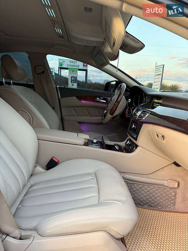 Седан Mercedes-Benz CLS-Class 2011 в Хусте