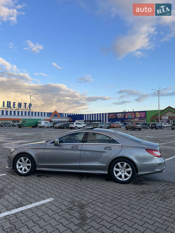 Седан Mercedes-Benz CLS-Class 2015 в Чернівцях