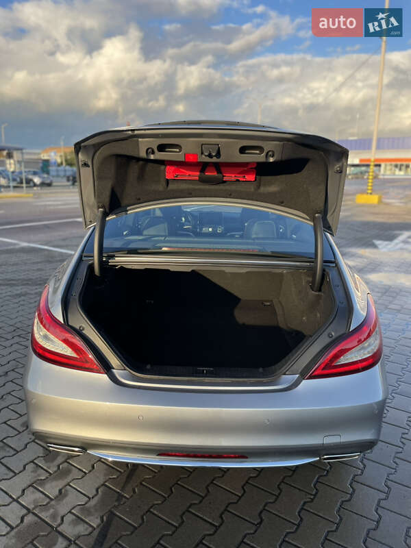 Седан Mercedes-Benz CLS-Class 2015 в Чернівцях