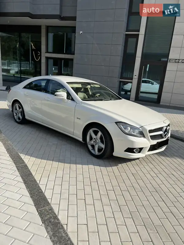 Mercedes-Benz CLS-Class 2011