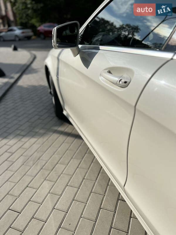 Седан Mercedes-Benz CLS-Class 2011 в Києві фото 13 Седан Mercedes-Benz CLS-Class 2011 в Києві