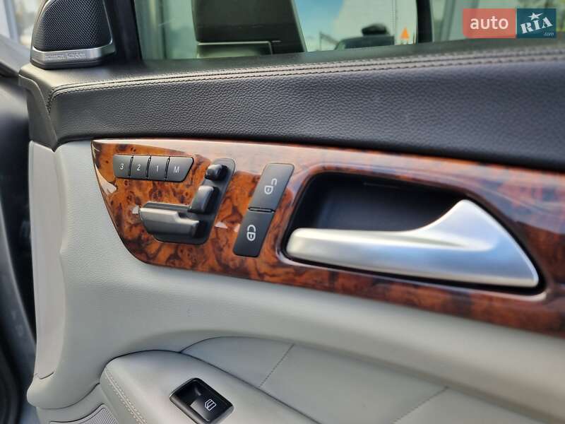 Седан Mercedes-Benz CLS-Class 2014 в Киеве фото 76 Седан Mercedes-Benz CLS-Class 2014 в Киеве