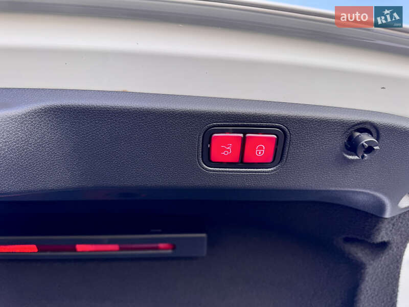 Купе Mercedes-Benz CLS-Class 2019 в Одессе фото 61 Купе Mercedes-Benz CLS-Class 2019 в Одессе