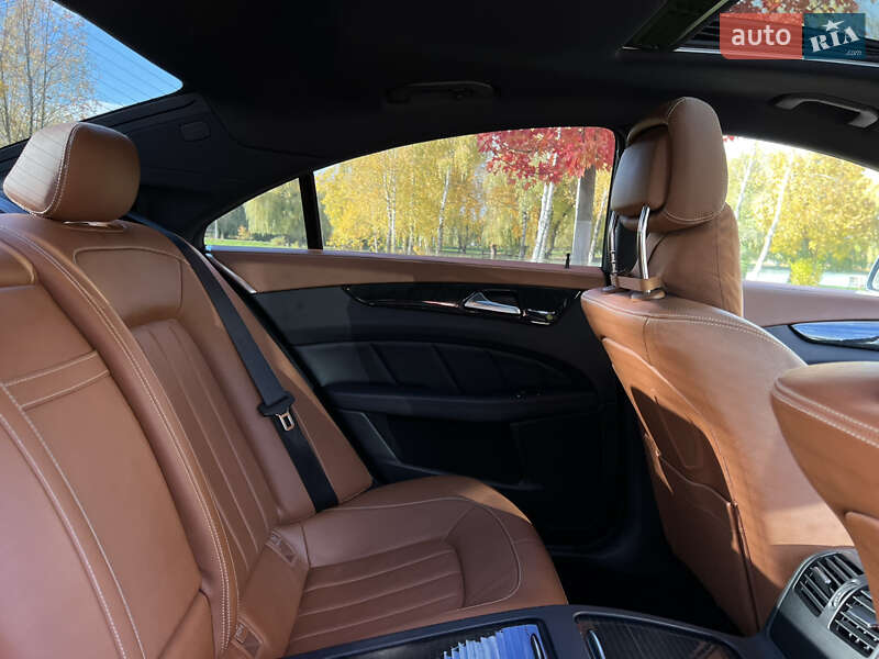 Седан Mercedes-Benz CLS-Class 2016 в Ровно фото 62 Седан Mercedes-Benz CLS-Class 2016 в Ровно