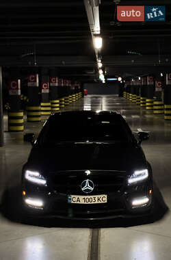 Седан Mercedes-Benz CLS-Class 2011 в Києві