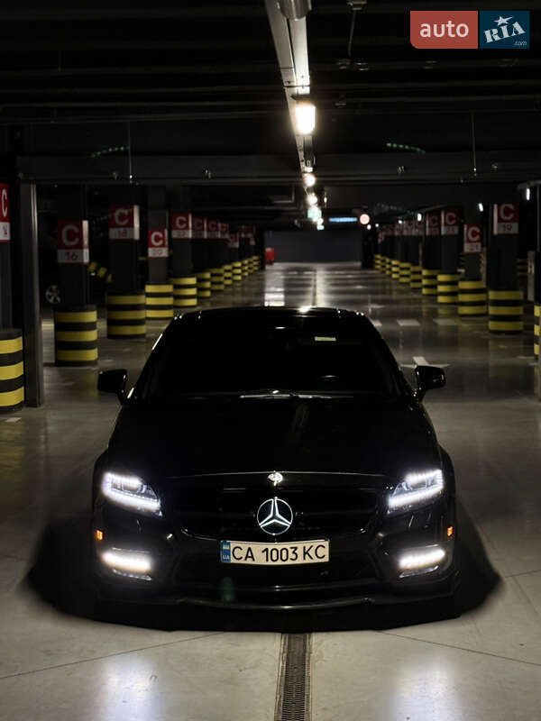 Mercedes-Benz CLS-Class 2011