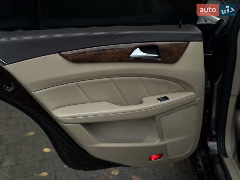 Седан Mercedes-Benz CLS-Class 2012 в Ивано-Франковске фото 28 Седан Mercedes-Benz CLS-Class 2012 в Ивано-Франковске