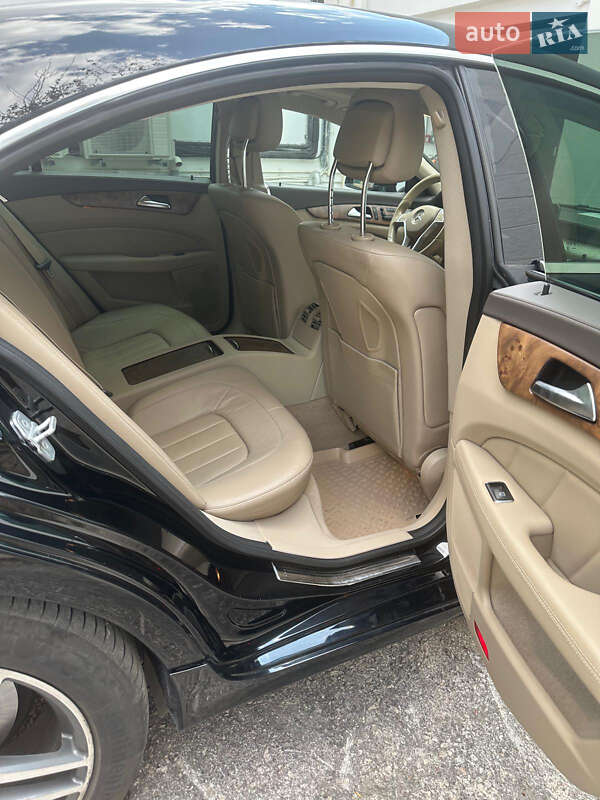 Седан Mercedes-Benz CLS-Class 2012 в Києві
