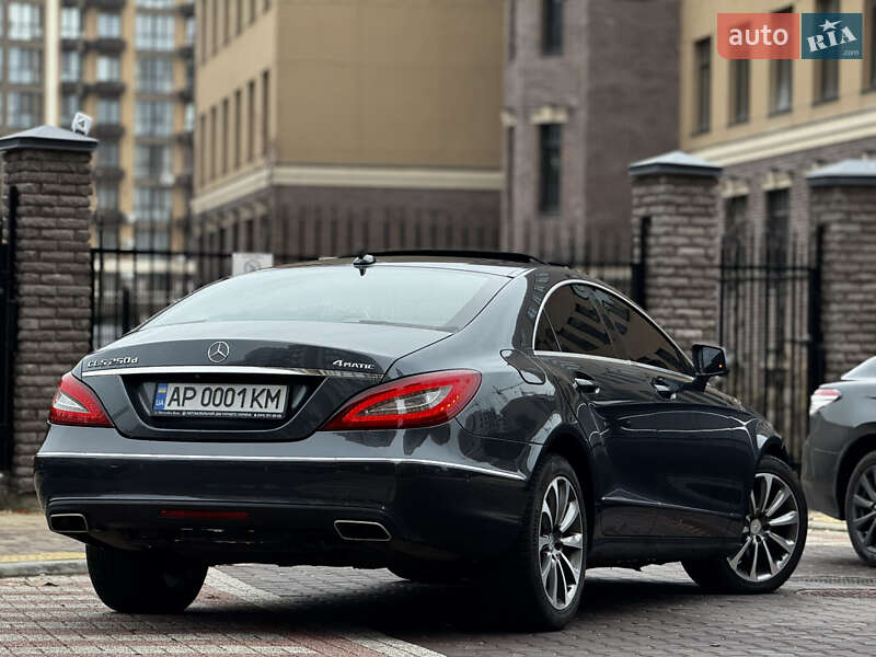 Седан Mercedes-Benz CLS-Class 2015 в Киеве