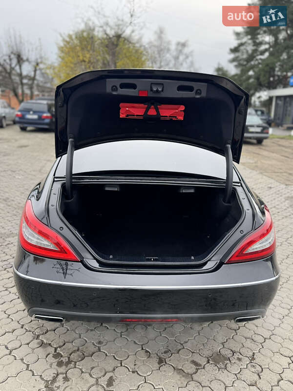 Седан Mercedes-Benz CLS-Class 2014 в Черновцах фото Седан Mercedes-Benz CLS-Class 2014 в Черновцах