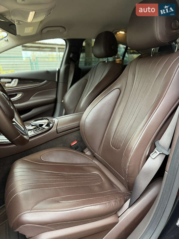 Купе Mercedes-Benz CLS-Class 2018 в Києві фото 16 Купе Mercedes-Benz CLS-Class 2018 в Києві