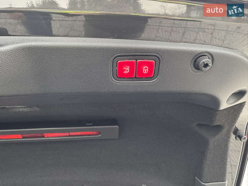 Купе Mercedes-Benz CLS-Class 2018 в Яворові