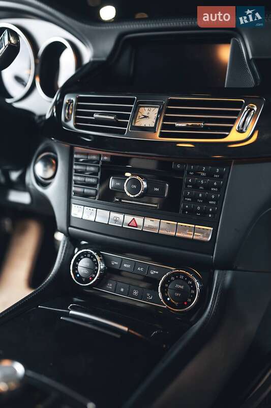 Седан Mercedes-Benz CLS-Class 2011 в Днепре