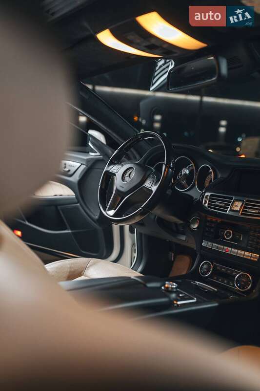 Седан Mercedes-Benz CLS-Class 2011 в Днепре