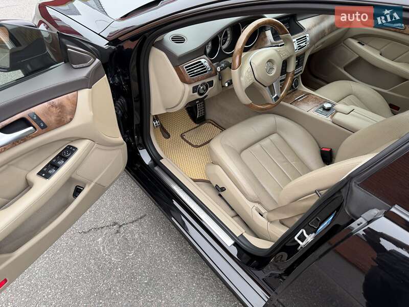 Седан Mercedes-Benz CLS-Class 2012 в Києві
