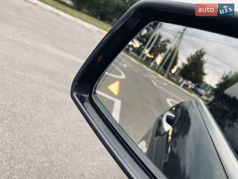 Седан Mercedes-Benz CLS-Class 2015 в Киеве