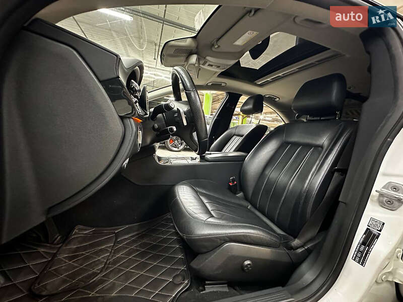 Седан Mercedes-Benz CLS-Class 2016 в Киеве фото 14 Седан Mercedes-Benz CLS-Class 2016 в Киеве