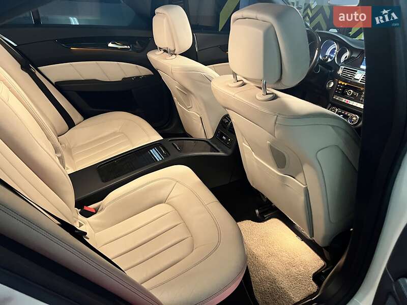 Седан Mercedes-Benz CLS-Class 2011 в Днепре фото 48 Седан Mercedes-Benz CLS-Class 2011 в Днепре