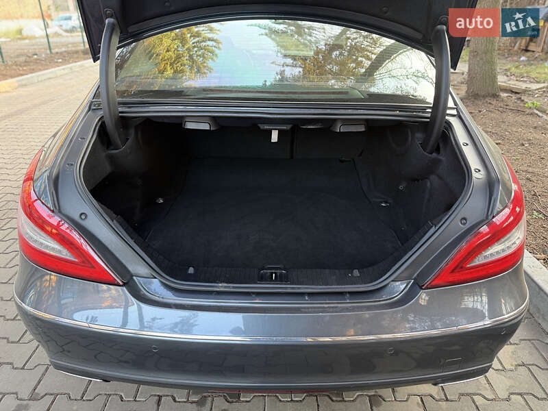 Седан Mercedes-Benz CLS-Class 2012 в Львове фото 38 Седан Mercedes-Benz CLS-Class 2012 в Львове